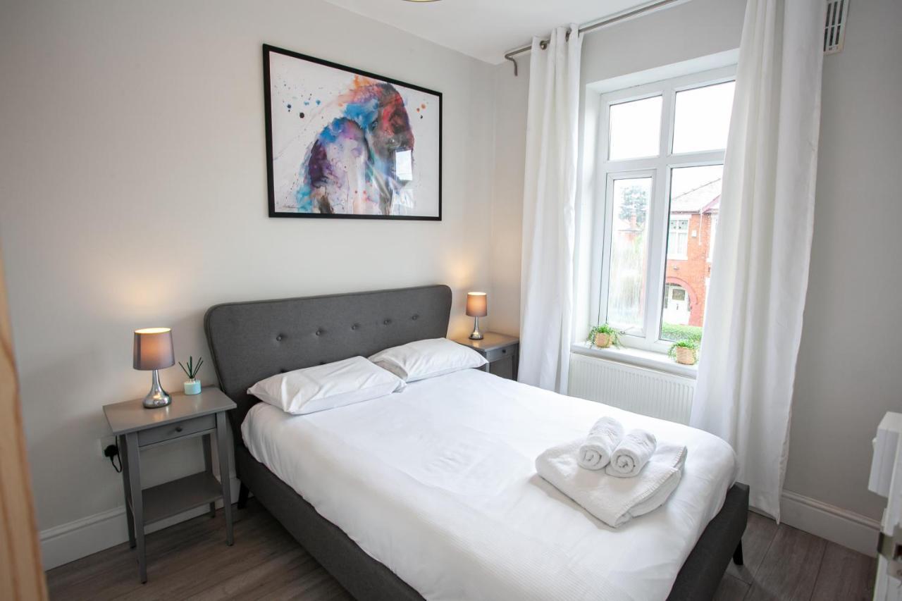 The Safari House - Your Ultimate Relaxation Destination Manchester Bagian luar foto