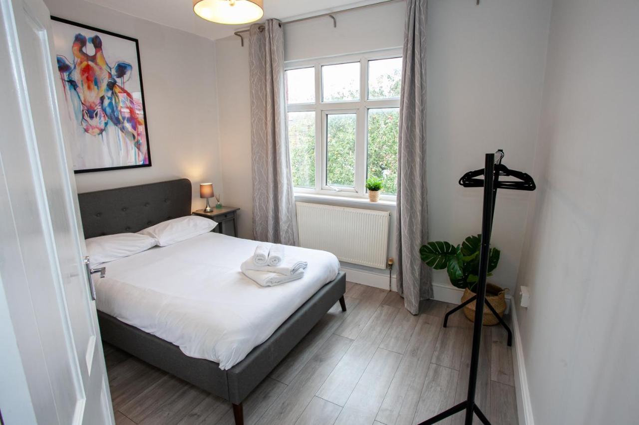 The Safari House - Your Ultimate Relaxation Destination Manchester Bagian luar foto