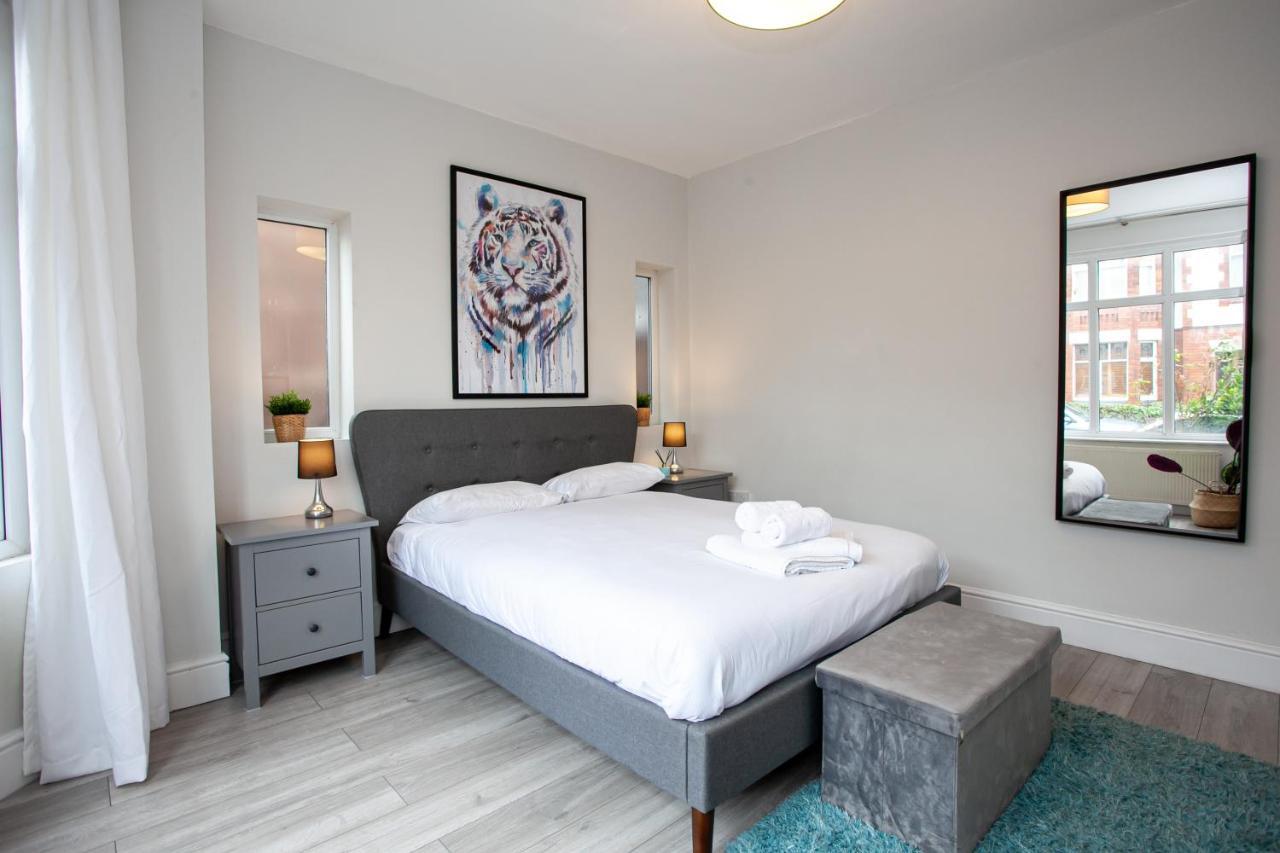 The Safari House - Your Ultimate Relaxation Destination Manchester Bagian luar foto